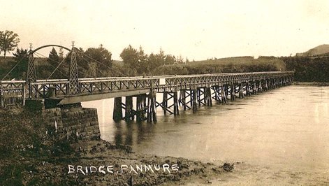 Tamaki River Bridge