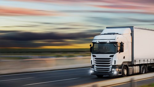 Truck Banner Shutterstock 1197587089 2 (1)